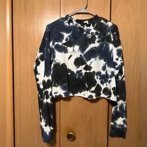 Colsie Black and White Tie-Dye Crop Top